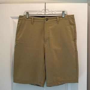 VOLCOM Men’s Surf & Turf 4 way stretch shorts stretch shorts. 33W Tan